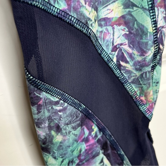 Lululemon Leggings 8 Inspire Tight Iridescent Pants Womens Blue Running Pants - Picture 15 of 16